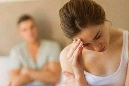 剛懷孕有什么癥狀和反應,懷孕初期一招判斷的方法-易網<a href=http://www.gyfww.com/ target=_blank class=infotextkey>健康養生</a>網 剛懷孕有什么癥狀和反應,懷孕初期一招判斷的方法