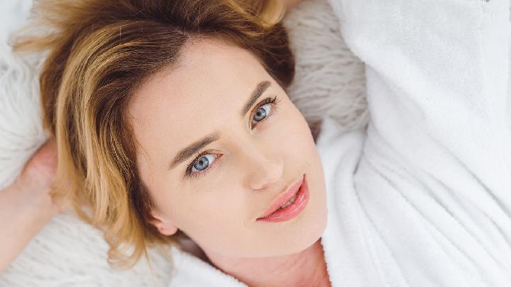 男人出軌的原因是什么?-易網(wǎng)健康<a href=http://www.gyfww.com/jkys/ target=_blank class=infotextkey>養(yǎng)生</a>網(wǎng) 男人出軌的原因是什么?