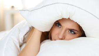 女性為什么失眠 這幾個原因會導致女性失眠-易網健康養生網 女性為什么失眠 這幾個原因會導致女性失眠