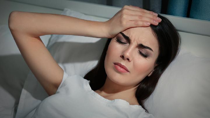 輕按G點到女性欲仙欲死就是高潮嗎？按壓g點多久到高潮