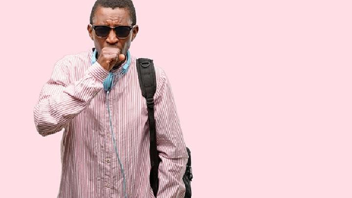 男性趴著睡容易導致遺精 男性遺精會造成三種危害-易網健康<a href=http://www.gyfww.com/jkys/ target=_blank class=infotextkey>養生</a>網 男性趴著睡容易導致遺精 男性遺精會造成三種危害