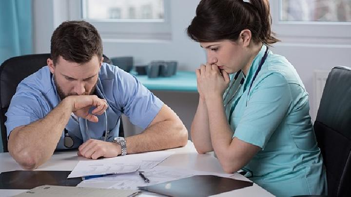 女性月經推遲幾天是正常的 女性月經推臨床分兩種類型