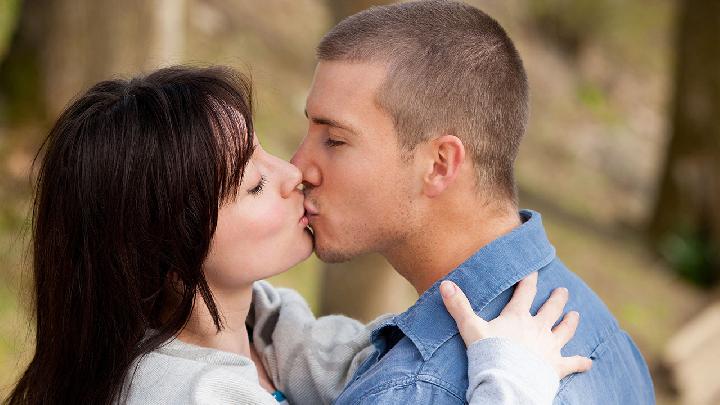 男人縱欲過度真的會出現精盡人亡嗎? 男生縱欲過度的3個表現