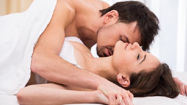 夫妻性生活有助于發現疾病? 夫妻健康性生活的幾個注意事項