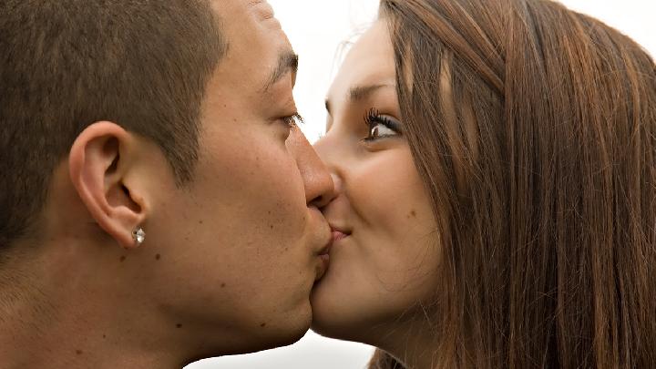 睡覺的性問題是什么 睡覺的性問題有哪些