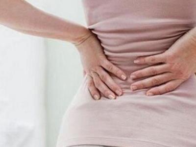 女性后背疼警惕四種病，腰部周圍痛小心婦科病(疼痛位置圖解)