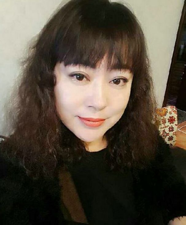 成功減掉30斤還撩到小15歲男友，走上顏值巔峰的她做了什么？