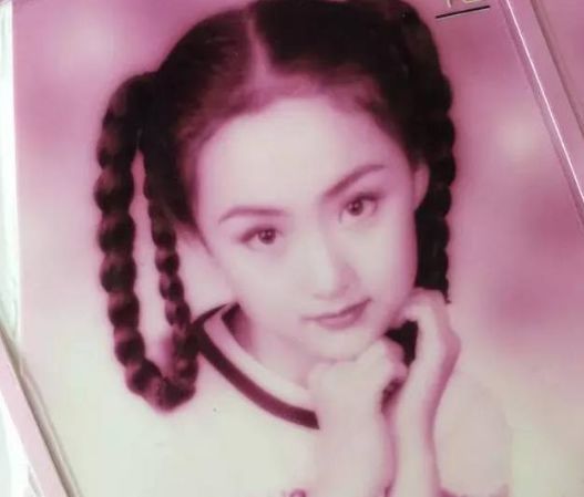 因戲增肥200斤的胖妞，慘遭7歲男友拋棄，瘦后美的驚艷