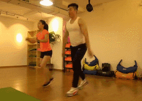 9個動作10分鐘暴汗燃脂！沒強度的減肥都是瞎扯淡