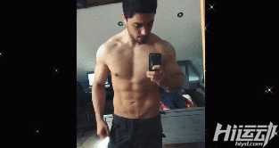 新的一年，祝你跟這個小伙一樣：減肥上癮