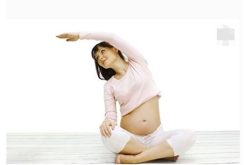 懷孕期間蔣勤勤竟還在做這3件事？網友稱太嚇人了