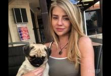 忙中偷閑去健身的小姐姐，21歲擁有S型身材了令人羨慕不已