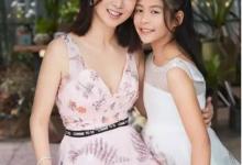 50歲翁虹身材仍然凹凸有致，網友稱多虧了她的老公