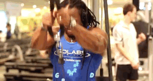 健身大神的訓練日常！9個動作練出大塊頭