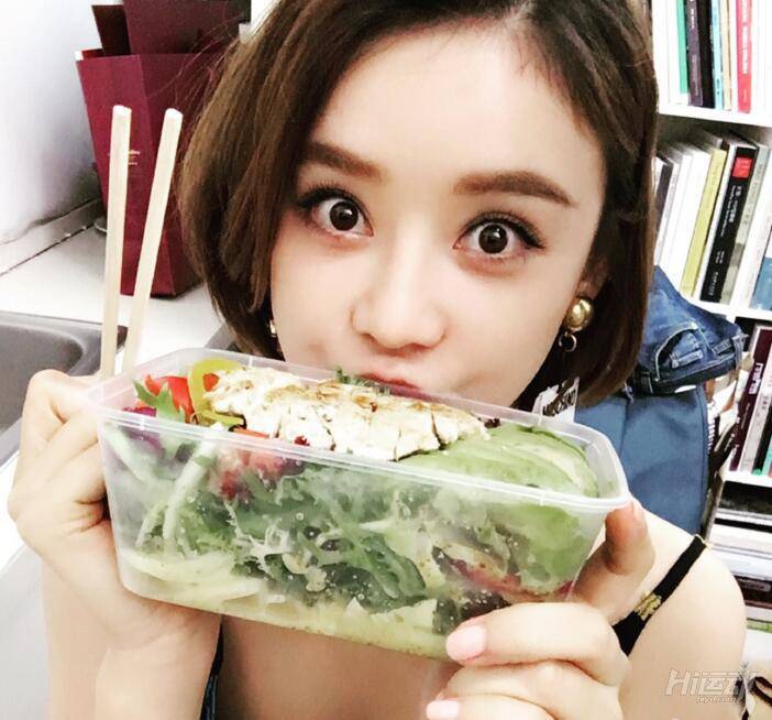 袁姍姍秀A4腰馬甲線 好身材練出來