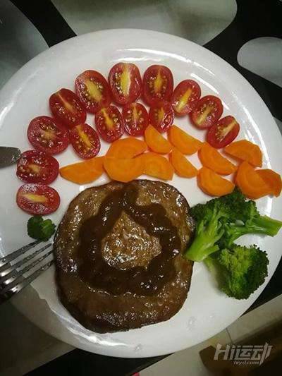 健身5個(gè)月記錄身體變化！自己動(dòng)手做健身餐