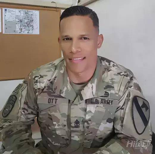 美國(guó)最壯大兵健身訓(xùn)練動(dòng)作，你能完成一個(gè)算我輸