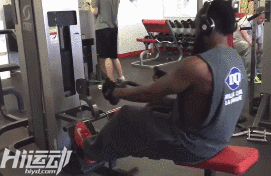 由“夜店哈”進(jìn)化成“努力哈”，帶領(lǐng)火箭掉打騎士隊(duì)！哈登的增肌計(jì)劃