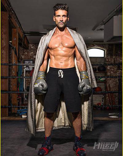 吳京的對手不簡單！50多歲這么能打，看他是如何健身的