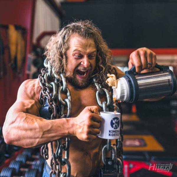 滿腦子都是騷操作！健身界的一股泥石流