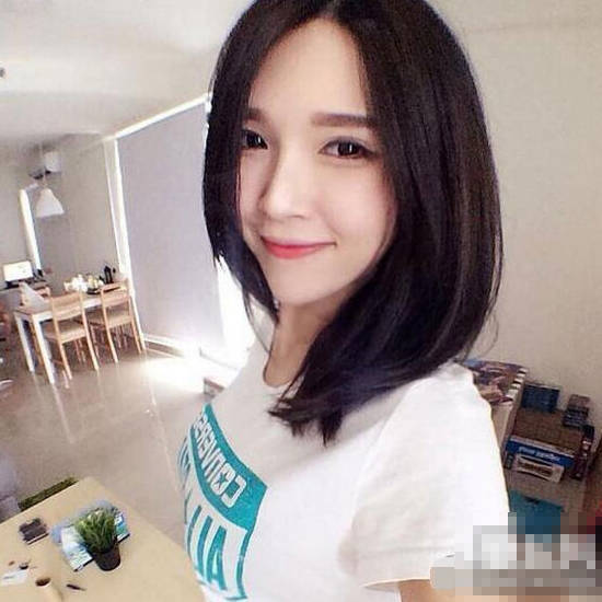 馬來西亞電競美女走紅 擁傲人胸器