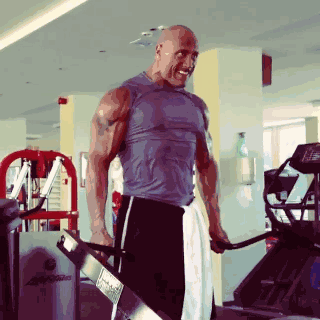 巨石強森的健身經驗分享 每天吃7頓