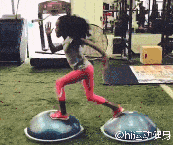 9歲蘿莉8塊腹肌！被這強大的身體控制力震撼到了