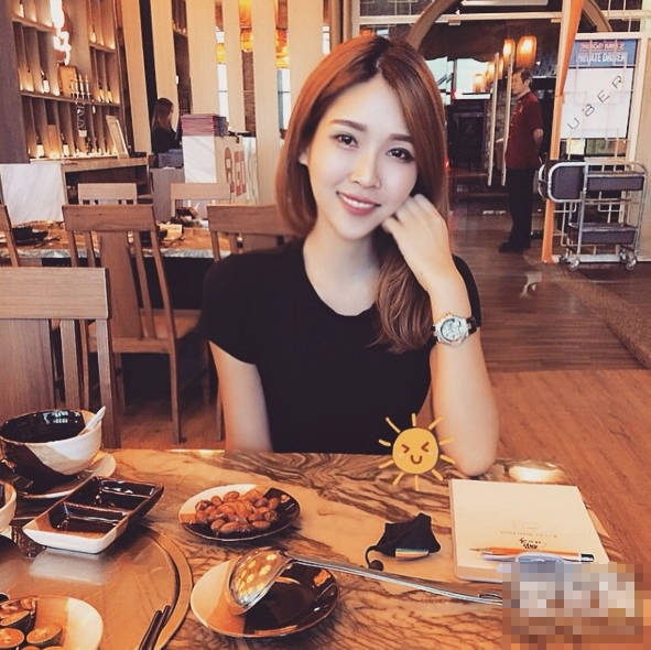 馬來西亞電競美女走紅 擁傲人胸器