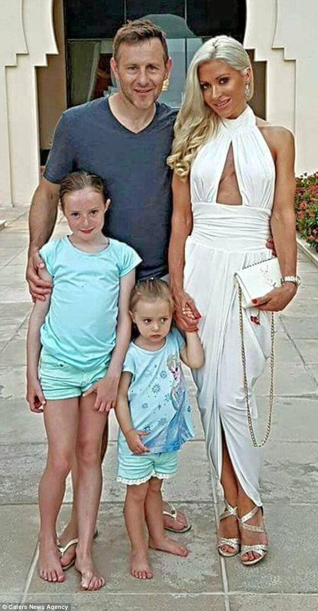 這才是辣媽 生五個娃照樣練出八塊腹肌