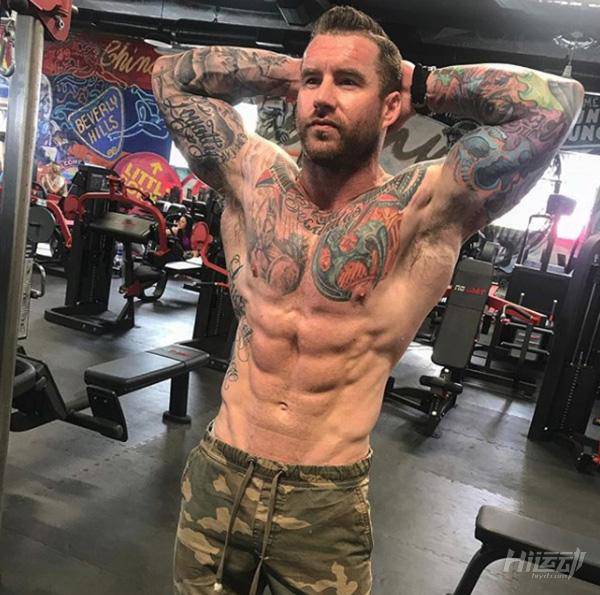 真人版“神奇女俠”！32歲女兵超強度訓(xùn)練，練成超人身材