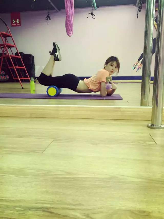 身材顏值雙爆表 瑜伽美人安曉咪