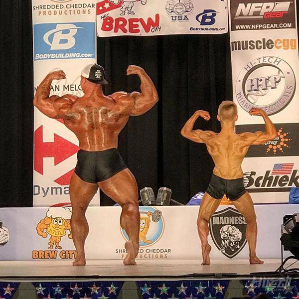 才17歲的小少年，居然把體脂率練只有5%