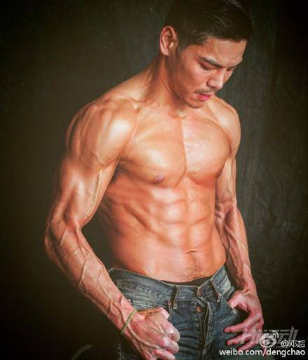 向華強兒子向佐從大胖子減肥型男故事