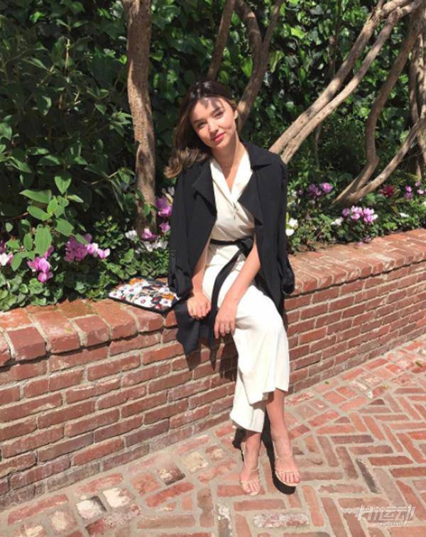 90后高富帥甘當(dāng)接盤俠！這位超模身材34歲單身媽媽的健身飲食秘籍