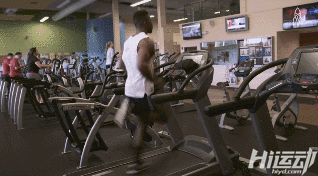 每天先充電才能活！小伙靠人工心臟續命，依然堅持健身