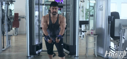 先把體脂率吃到37%再降到9%！為了拍部電影是有多拼命