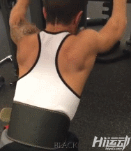 身高1米2卻夢(mèng)想當(dāng)消防員，付出百倍努力健身成小巨人