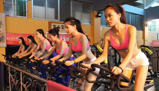 女生的健身誤解 跑步不會腿粗，減肥不會減胸