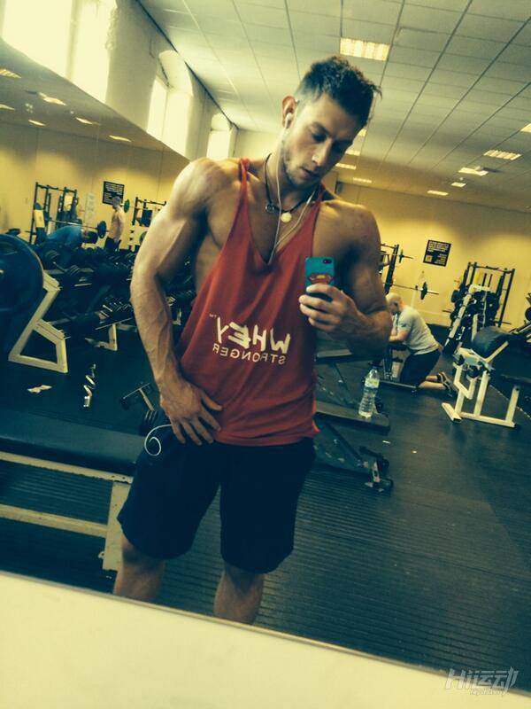 健身房里設自拍室！此舉引發網友激烈討論