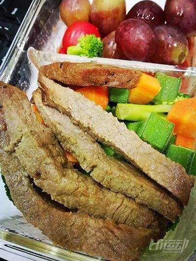 健身5個(gè)月記錄身體變化！自己動(dòng)手做健身餐