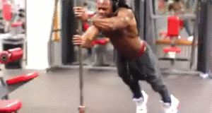 健身大神的訓練日常！9個動作練出大塊頭