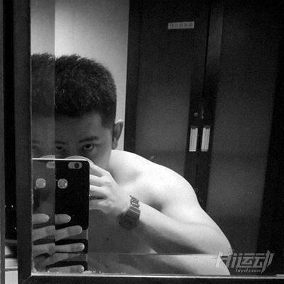 健身5個(gè)月記錄身體變化！自己動(dòng)手做健身餐