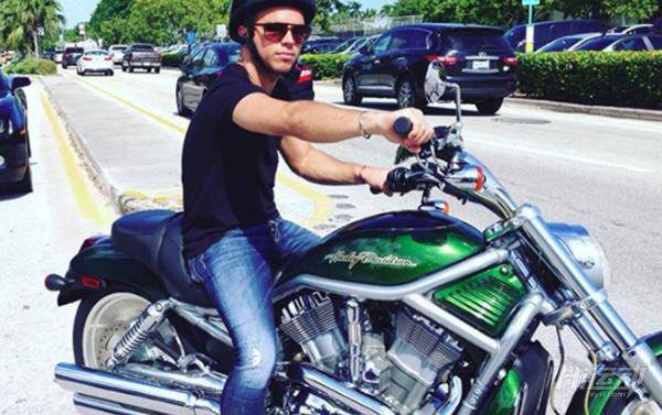 為什么終止比賽？我還沒打夠呢！