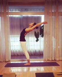 糾正駝背 一套簡單的糾正駝背方法