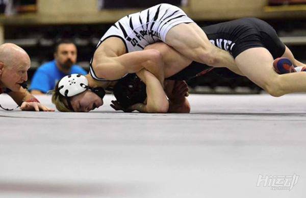 才17歲的小少年，居然把體脂率練只有5%