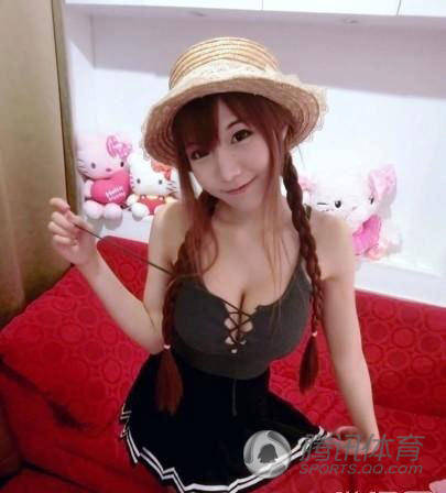 泰國主播棒糖妹曬私照 “球”賽又升級