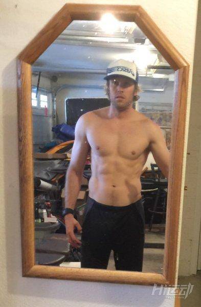 瘦子變壯漢 馬拉松王子的健身故事