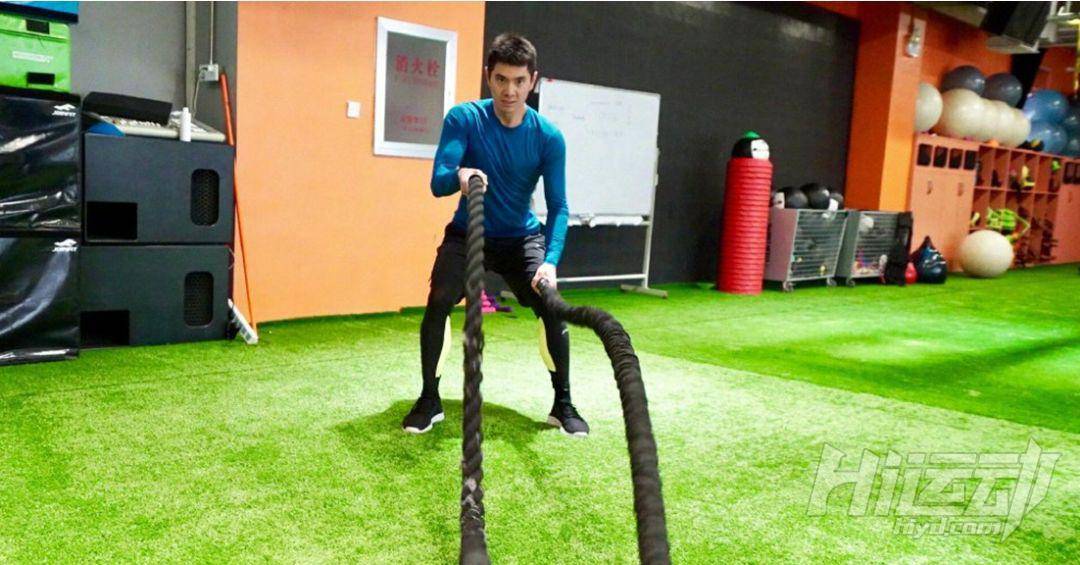 退役后的奧運(yùn)冠軍成了健身達(dá)人？離婚后的他不僅是演員還成了男神