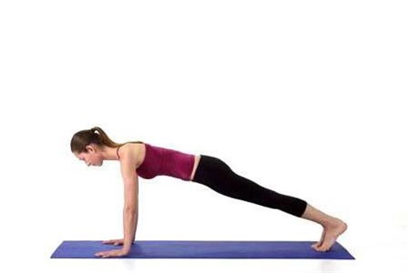 瘦腿、瘦腰的瑜伽動作,女性堅持每日練習早日變苗條-易網健康<a href=http://www.gyfww.com/jkys/ target=_blank class=infotextkey>養生</a>網 瘦腿、瘦腰的瑜伽動作,女性堅持每日練習早日變苗條