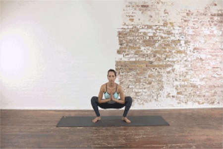 痛經怎么緩解？教你掰腿的正確姿勢和瑜伽動作來改善問題